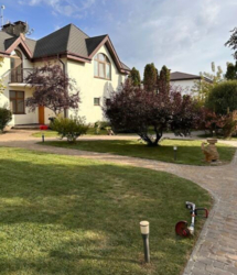  2        16 , 210 . , 8   2