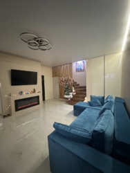 Продаж 2 поверхового таунхауса з ділянкою на 1 сотку, 100 кв. м фото 13 Продаж 2 поверхового таунхауса з ділянкою на 1 сотку, 100 кв. м фото 13