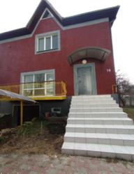 Продається теплий будинок/котедж з підвальним приміщенням фото 3 Продається теплий будинок/котедж з підвальним приміщенням фото 3