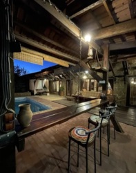 Шале с камином и бассейном возле леса. фото 15 Шале с камином и бассейном возле леса. фото 15