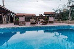 Шале с камином и бассейном возле леса. фото 19 Шале с камином и бассейном возле леса. фото 19