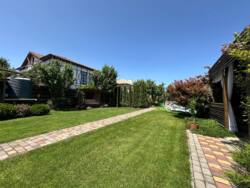 🏡             !  6