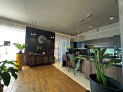 🏡       284 ²  ,    .  8