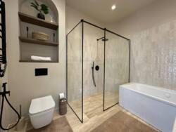 🏡          , .  36