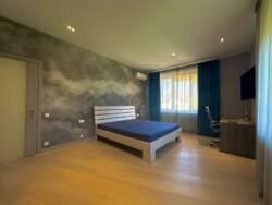 🏡            -!  26