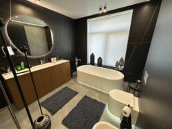 🏡       284 ²  ,    .  16