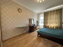 🏡             !  8