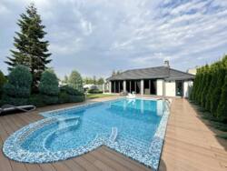 🏡       500 ², ,  .  3