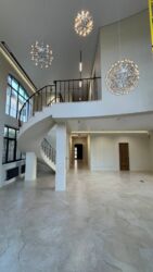 🏡     13-        .  9