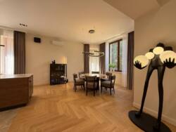 🏡      | 340 ² |  |   2025 | .  18