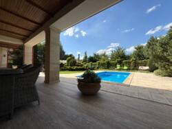 🏡      | 340 ² |  |   2025 | .  4