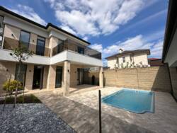 🏡          , .  1