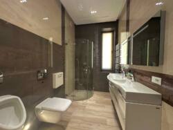 🏡            -!  30