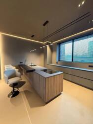 🏡          | 389 ² | 4  | .  28