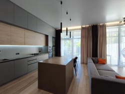 🏡        |  🌿.  17