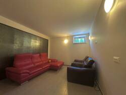 🏡            -!  35