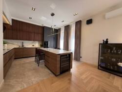 🏡      | 340 ² |  |   2025 | .  16