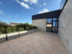 🏡        . 人- | 250 ² |   |  | .  0%.  6