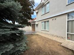    -2 | 300 ² | , , ,  -10 .  39