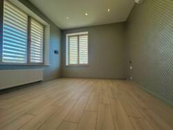 🏡            -!  20