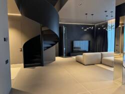 🏡          | 389 ² | 4  | .  16