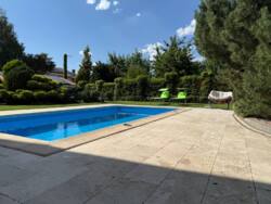 🏡      | 340 ² |  |   2025 | .  10