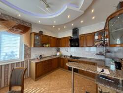 🏡 Продаж просторого будинку 400 м² у Київському районі Одеси (Таїрово). фото 11 🏡 Продаж просторого будинку 400 м² у Київському районі Одеси (Таїрово). фото 11