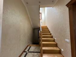 🏡             !  27