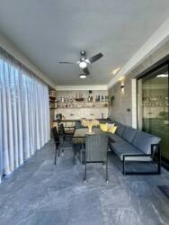 🏡      쳺     200 ² 🌿.  12