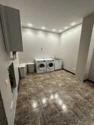 🏡      ,     !  9