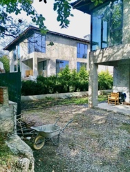 🏡  . ''     !  6