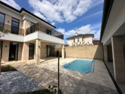 🏡          , .  7