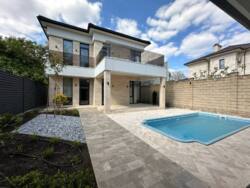 🏡          , .  14