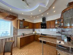 🏡 Продаж просторого будинку 400 м² у Київському районі Одеси (Таїрово). фото 10 🏡 Продаж просторого будинку 400 м² у Київському районі Одеси (Таїрово). фото 10