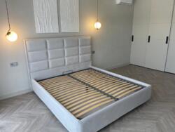 🏡       .  | 220 ² |  |  |  .  22