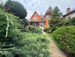 🏡 ������ ��������� ������� � ���� �� ���. ��� �������� � 360 �², 4 �������, �����, ������ 5 �����. ���� 1