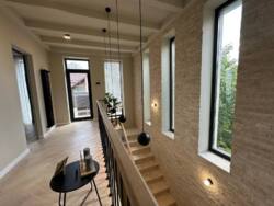 🏡          , .  38