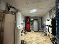 🏡             !  28