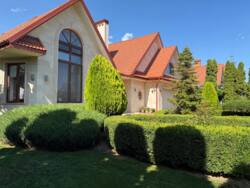 🏡      | 340 ² |  |   2025 | .  12