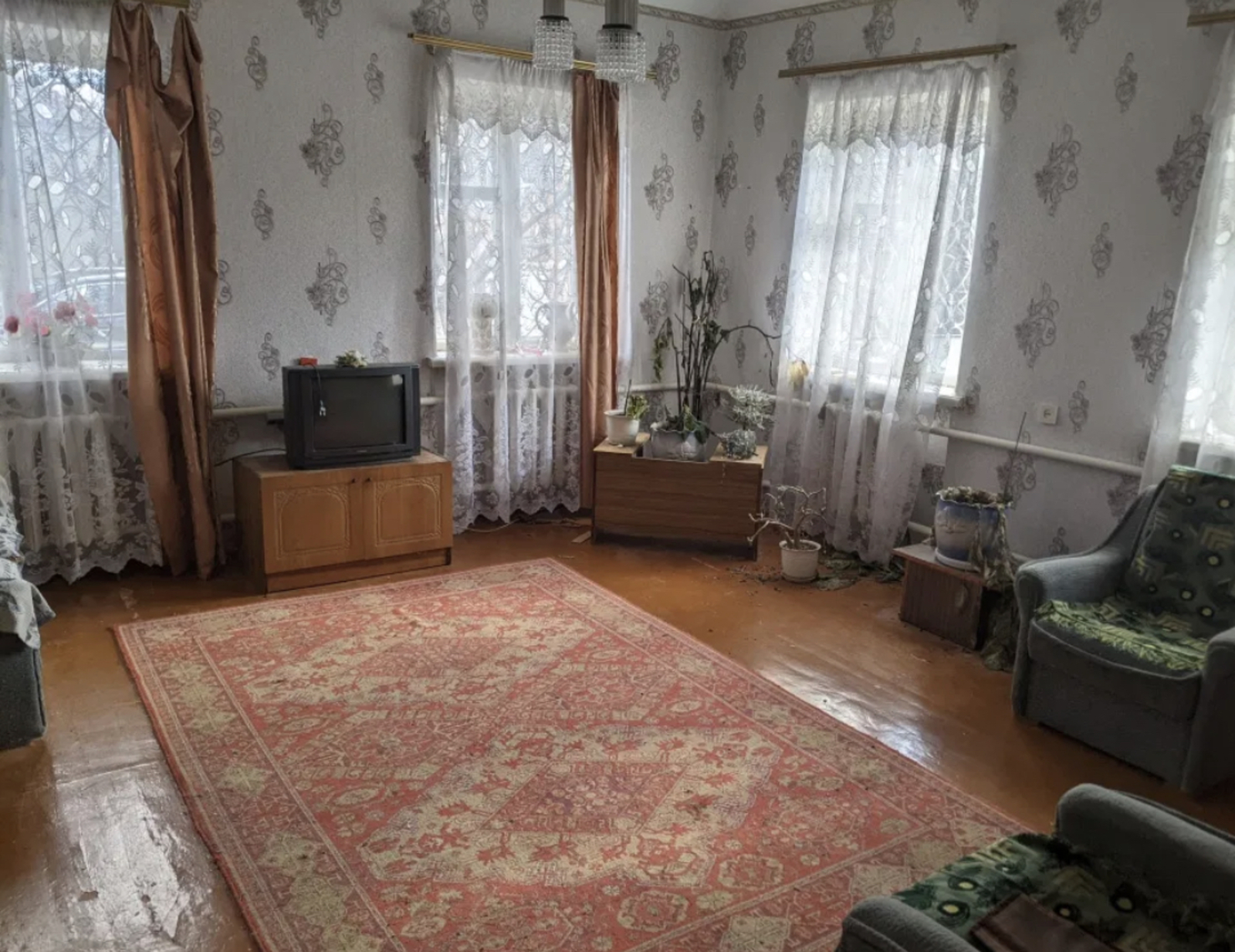 Продам дом в центре фото 1 Продам дом в центре фото 1
