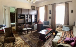 Частина будинку під магазин 50кв.м. на Житньому ринку фото 6 Частина будинку під магазин 50кв.м. на Житньому ринку фото 6