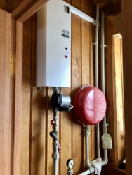 Будинок з власним озером на ділянці 24сот фото 10 Будинок з власним озером на ділянці 24сот фото 10