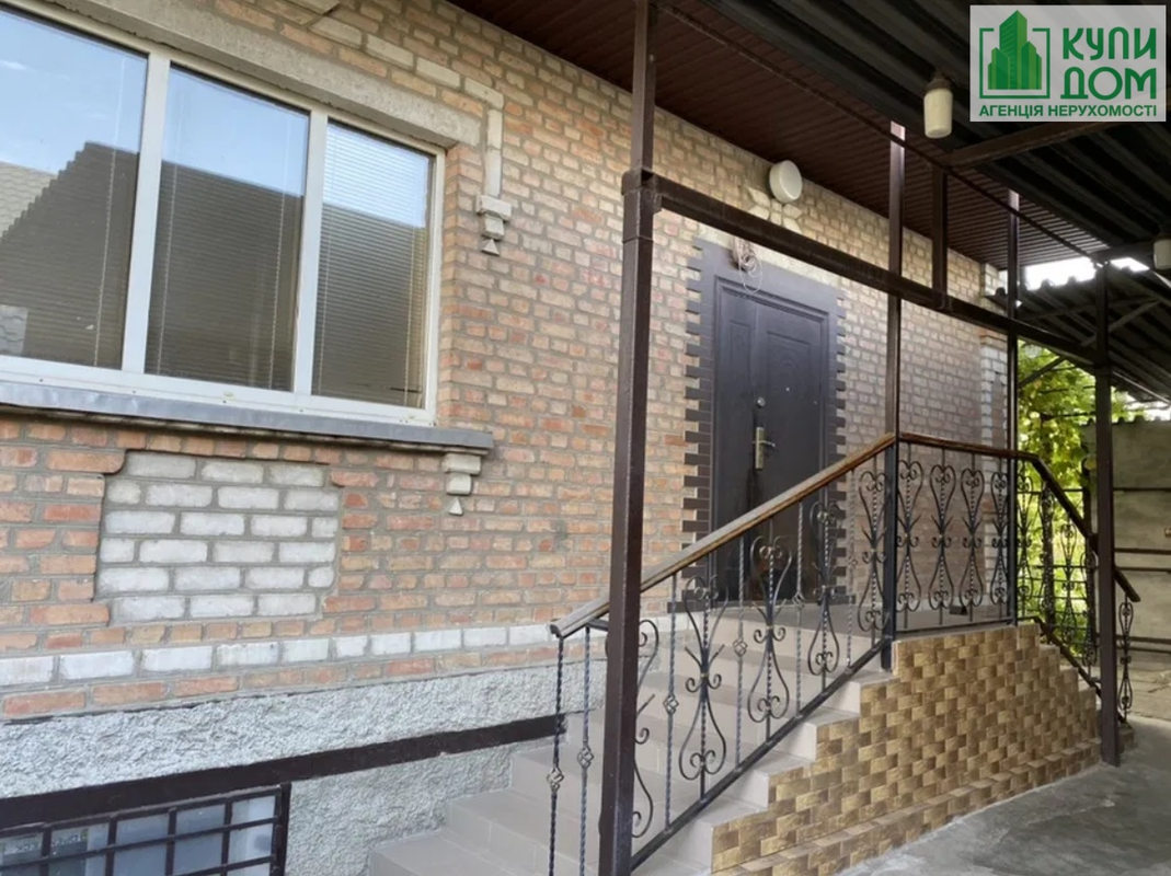 Продается 2-х этажный дом в районе Н.Николаевки. Кропивницкий Продается 2-х этажный дом в районе Н.Николаевки. Кропивницкий