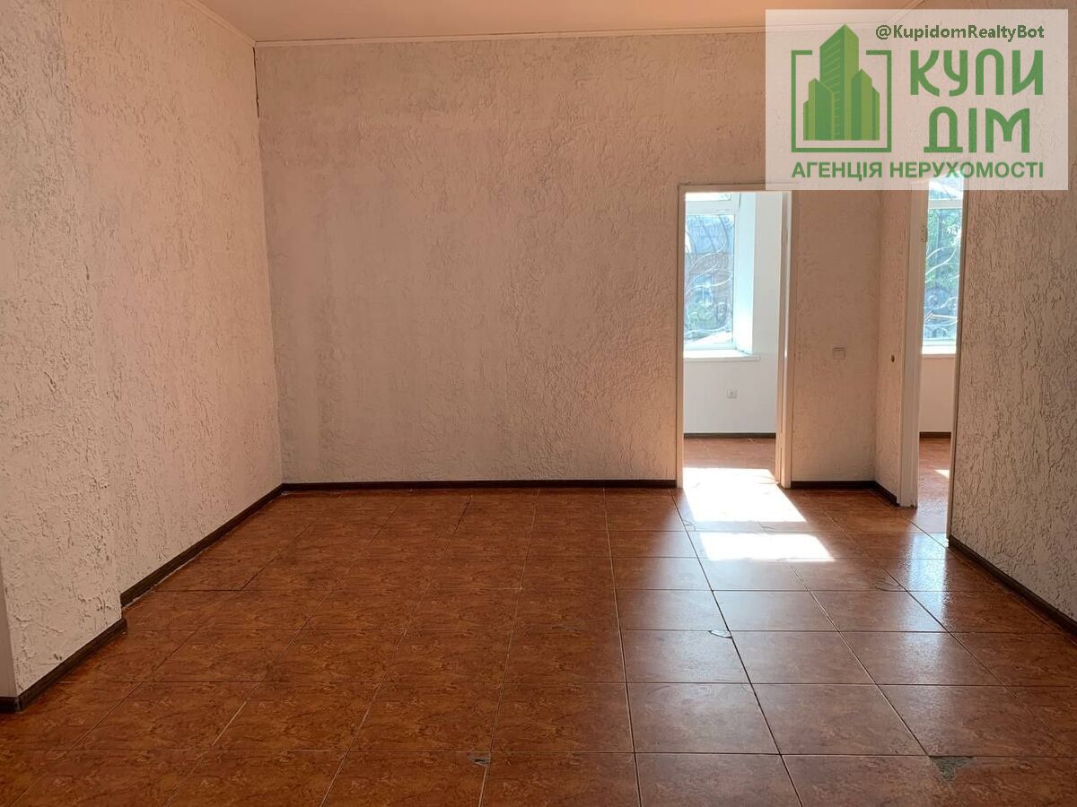 Продам будинок на червоній лінії по вул.Кримській. фото 1 Продам будинок на червоній лінії по вул.Кримській. фото 1