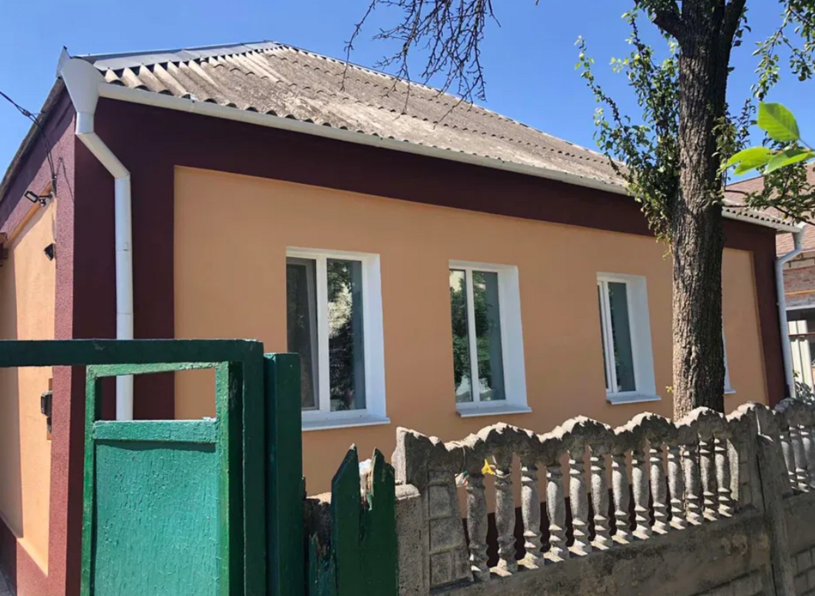 Продам гарний будинок фото 1 Продам гарний будинок фото 1