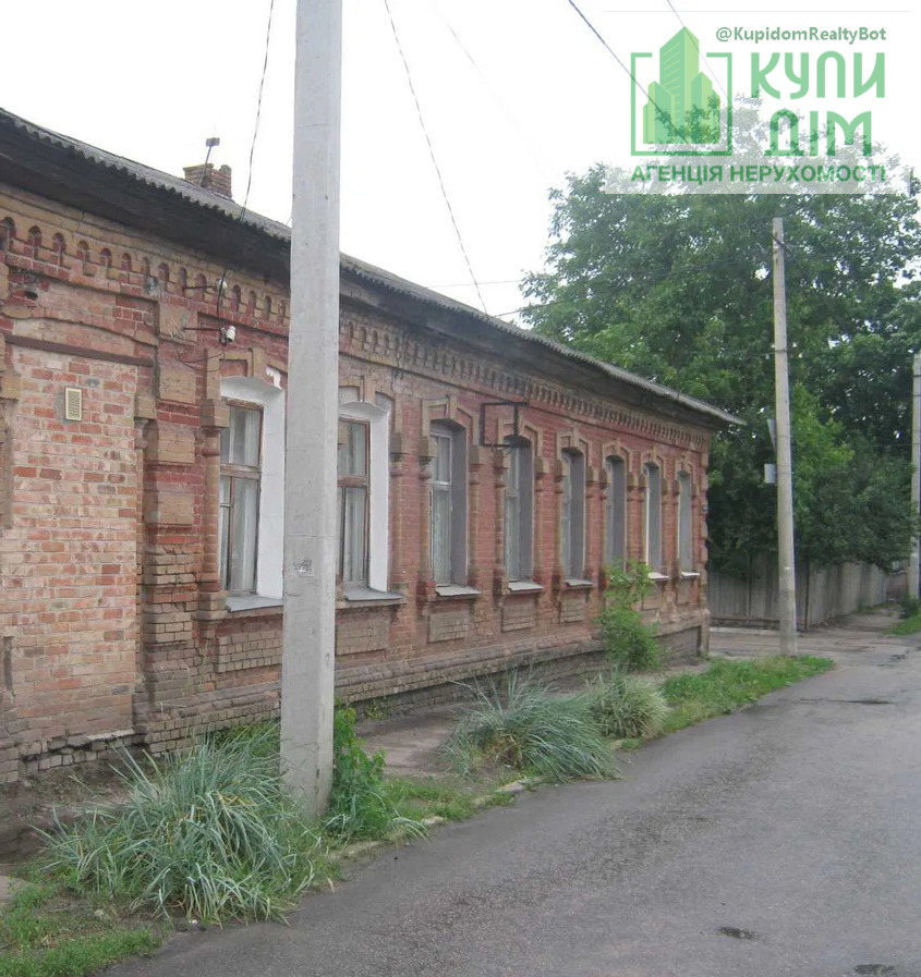 Продам частину будинку в центрі. фото 1 Продам частину будинку в центрі. фото 1