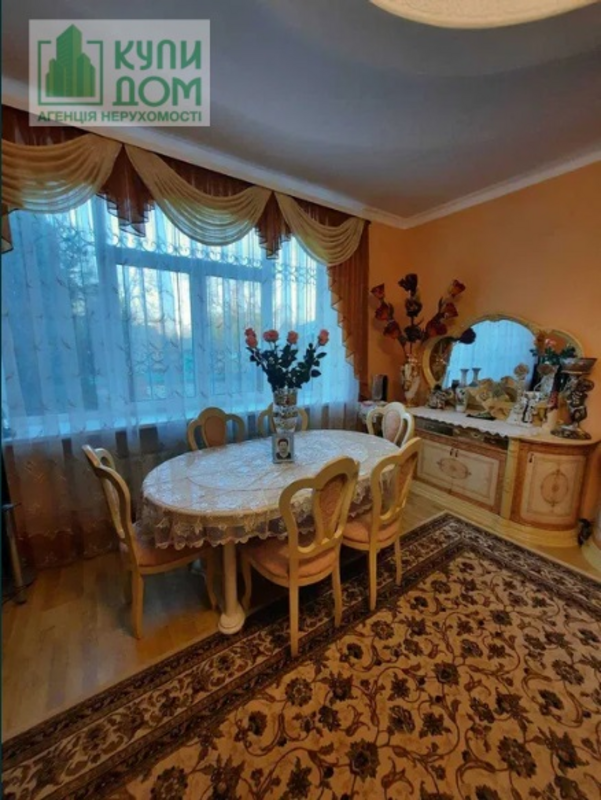 Продаж будинку на Олексіївці фото 1 Продаж будинку на Олексіївці фото 1