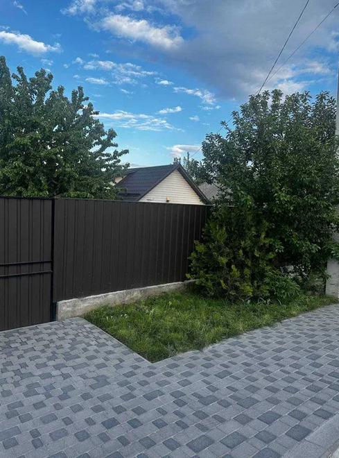 Продаються два будинки на одній земельній ділянці.. фото 1 Продаються два будинки на одній земельній ділянці.. фото 1