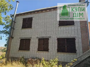 Двоповерховий цегляний будинок. Івано-Благодатне фото 1 Двоповерховий цегляний будинок. Івано-Благодатне фото 1