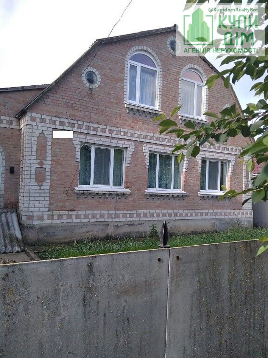 Продається затишний і просторий будинок фото 1 Продається затишний і просторий будинок фото 1